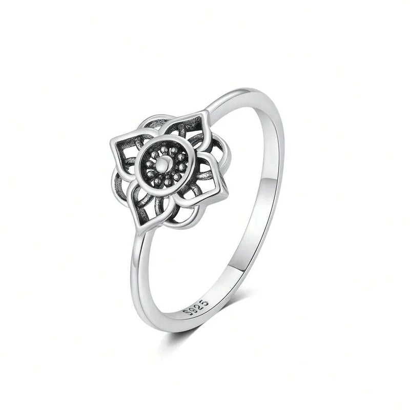 Elegant Vintage Silver Lotus Flower Ring