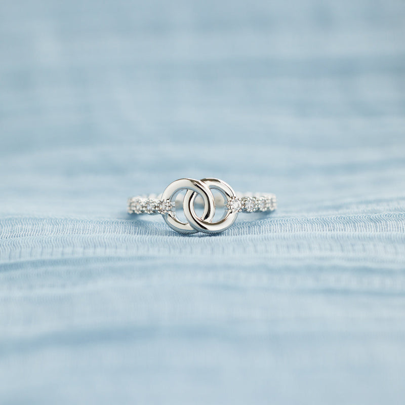 Forever Linked Mother Daughter Interlocking Pavé Ring