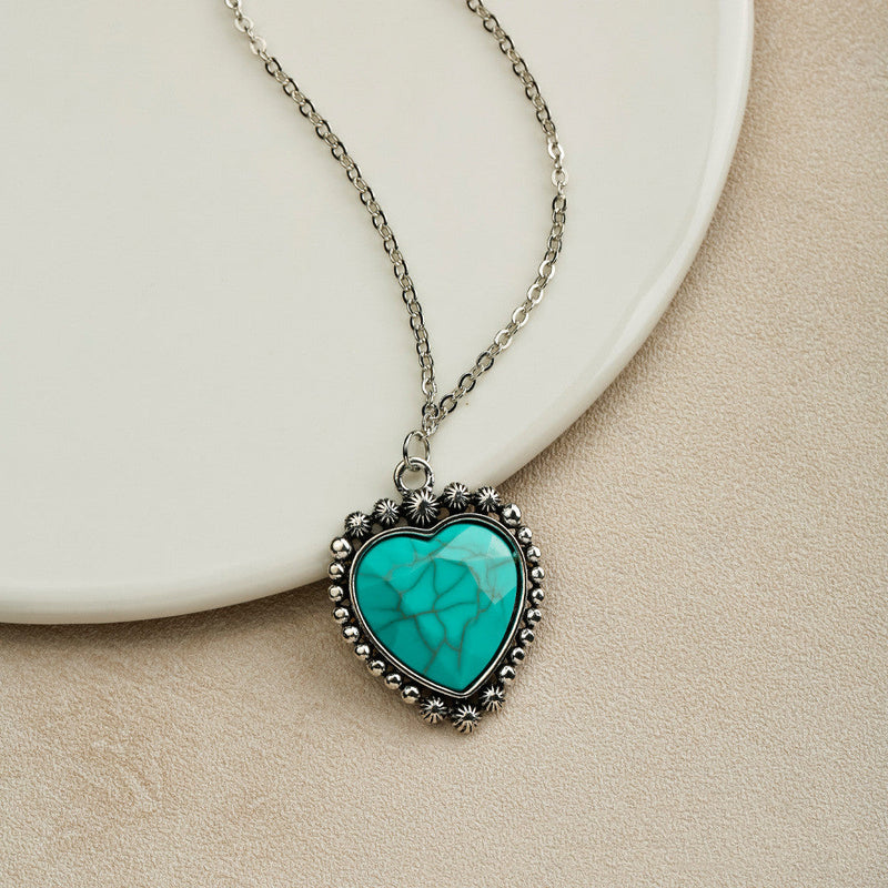 Vintage Bohemian Turquoise Ornament Pendant Necklace