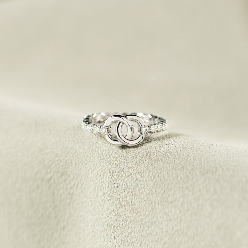 Forever Linked Mother Daughter Interlocking Pavé Ring