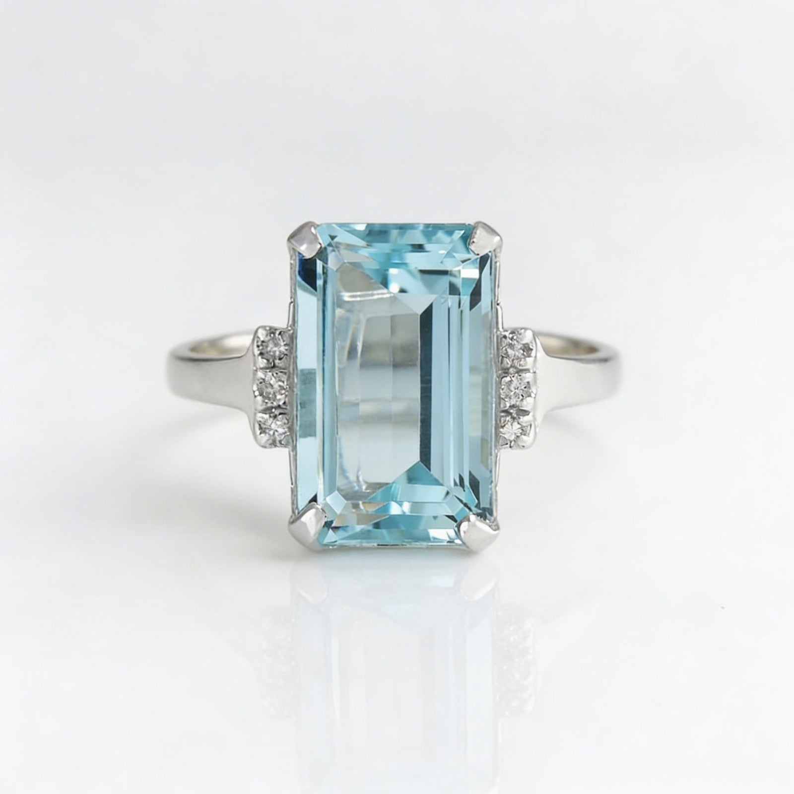 Elegant Classic 4 Prong Square Sea Blue Gemstone Ring