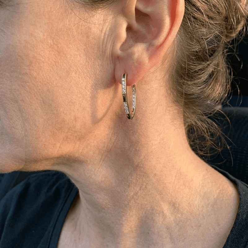 Elegant Zirconia Earrings in Gold