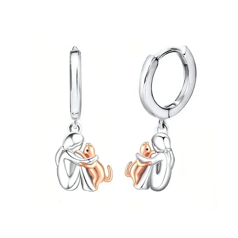 Lydia – Adjustable Cat Embrace Earrings