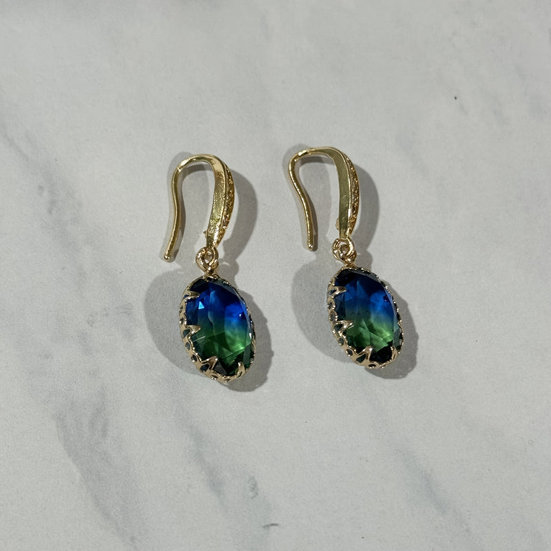 Elegant Vintage Inspired Oval Green Crystal Drop Earrings