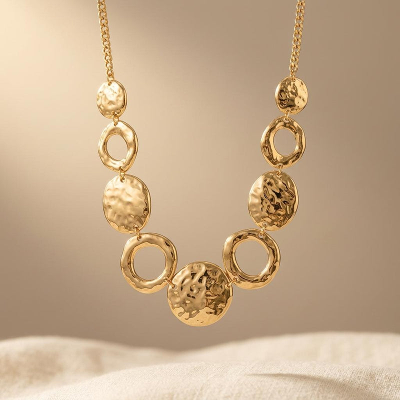 Elegant Geometric Circle Pendant Necklace Minimalist