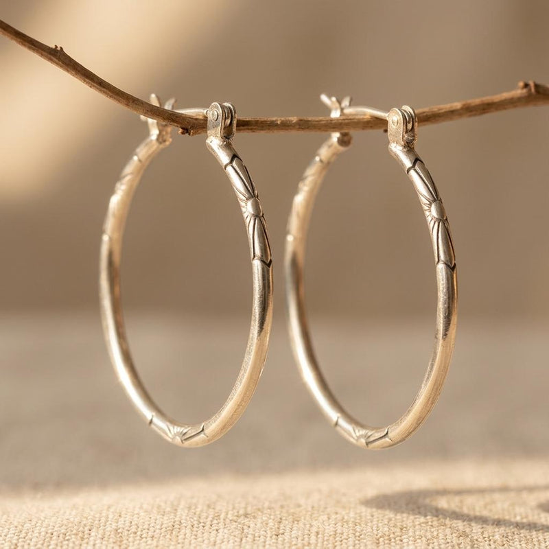 Elegant Metal Hoop Earrings Vintage Punk Style