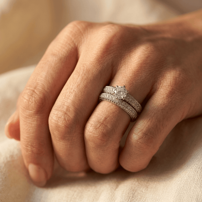 Luxury Zirconia Inlay Ring